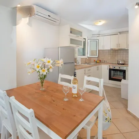 Doras House Apartment Gaios Exterior photo